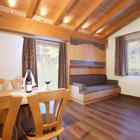 Haus Hintertux 3* Tux